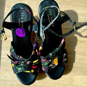 NWT Ted Baker floral platform wedge sandals.